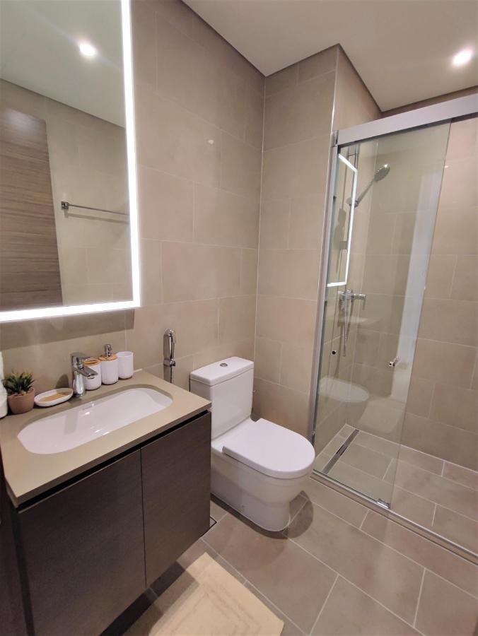 Beautiful 2 Bedroom Next To Business Bay - Sobha Creek Vista شقة