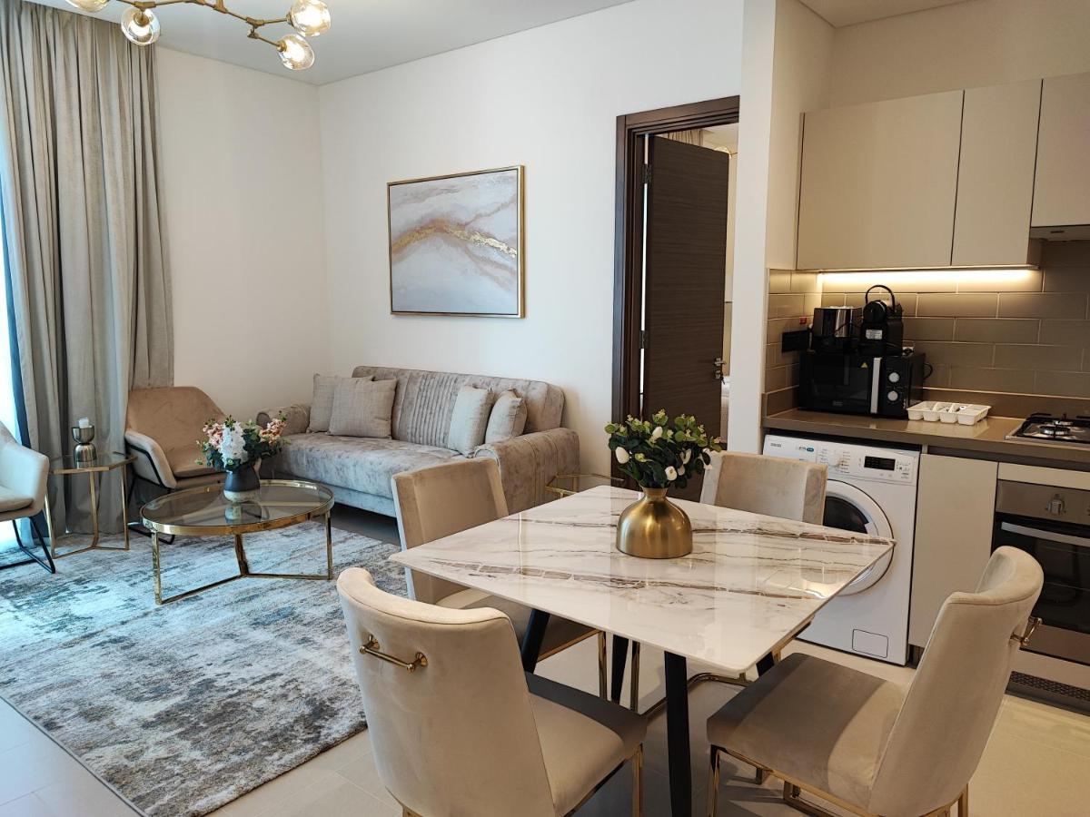 Beautiful 2 Bedroom Next To Business Bay - Sobha Creek Vista * دبي