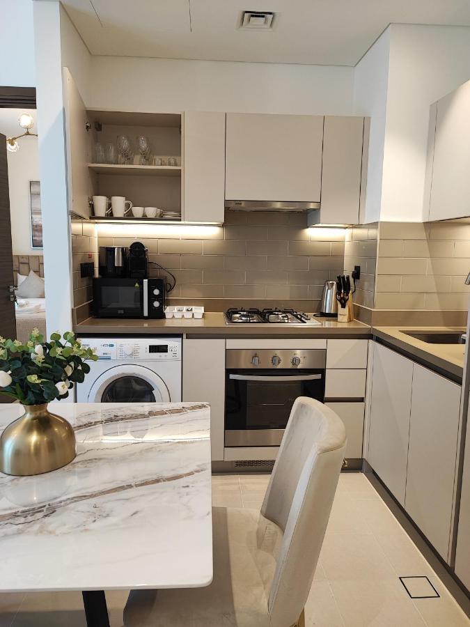 Beautiful 2 Bedroom Next To Business Bay - Sobha Creek Vista شقة