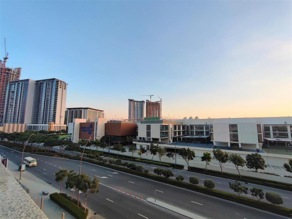 Beautiful 2 Bedroom Next To Business Bay - Sobha Creek Vista شقة *